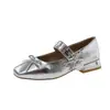 Sapatos Mary Jane Retro Franceses com Laço Feminino 2026 Verão Novo Salto Grosso Fivela Única Sapatilhas Bico Raso Sapatos Únicos