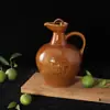 Botella de Vino Pequeña de Cerámica de Barro, Jarrón de Vino, Olla de Vino para Uso Doméstico, Botella de Vino Antigua Estilo Vintage con Asa y Letras de Vino Roscadas