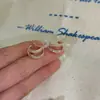 Pendientes de aro dobles franceses para mujer, diseño de nicho, pendientes avanzados de otoño e invierno 2024, nuevos pendientes de moda para mujer.