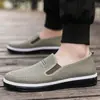 Zapatos Nuevos de Malla Transpirable Antideslizante Tejido Fly-Knit al por Mayor Zapatos Slip-On para Conducir Zapatos para Hombre Transfronterizos Zapatos de Tela del Viejo Pekín Zapatos Casuales para Hombre