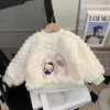 Moletom forrado com fleece para meninas, nova coleção outono/inverno 2026, roupas infantis estilosas, suéter de bebê fofo, grosso e quente para o inverno
