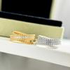 Anel Duplo de Contas Redondas Cruz Linha Dois-Em-Um Borda de Contas de Diamante V Ouro Versão Alta Moda Elegante Versátil Anel Torcido
