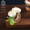 Flor Americana Rosa Botón Celebración Escritorio de Invitados Romántico Novia Ceremonia de Boda Haciendo Hecho a Mano Fuente Venta al por Mayor Botón