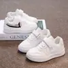 Sapatos Infantis Tênis de Skate Infantil Primavera e Verão Novos Campus Sapatos Brancos Estudantes Malha Respirável Solado Macio Branco Escolar Recomendado