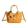 Elegante y estiloso bolso de mano tipo cesta Henggeng, nuevo modelo de moda versátil para uso casual, bolso de hombro y cruzado