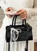2026 Nova Bolsa de Mão Color Block Fashion Transfronteiriça para o Dia a Dia, Bolsa de Ombro Transversal de Nicho de Alto Padrão, Bolsa Quadrada Pequena para Mulheres