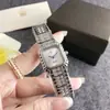 Nuevo Reloj Simple de Acero Inoxidable para Estudiantes Nicho de Gama Alta Moderno Reloj al por Mayor Celebridad de Internet para Mujer Reloj de Cuarzo