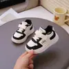 Nuevos Zapatos Deportivos para Niños 2026, Zapatos para Niñas, Tenis Blancos, Tenis para Niños, Zapatos Casuales Transpirables de Suela Suave para Estudiantes, Modernos