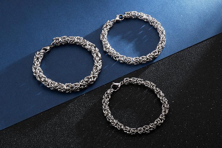 15570945686_1444049956