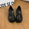 Mocassins com Laço e Solado Grosso Femininos 2026 Outono/Inverno Estilo Britânico Retrô Slip-Ons com Solado Macio Versáteis para o Dia a Dia Sapatos Pequenos de Couro