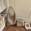 Bolsa pequena retrô para mulheres, nova moda de verão 2026, alto valor estético, bolsa tipo balde simples e estilosa, bolsa de ombro de grande capacidade