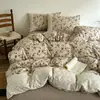 Juego de Cuatro Piezas con Borde de Encaje Vintage Clase A, Engrosado Otoño e Invierno, Fresco Juego de Ropa de Cama de Lino Floral