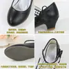 Sapatos de Couro para Meninas Primavera Cor Pura Branco Preto Sapatos de Pérola Corrente Princesa Performance de Piano Passarela Casamento Saltos Altos