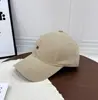 Gorra de béisbol vintage lavada de estilo coreano, relajada, para mujer, bordado de mini letra R, copa suave, visera curva, look casual para el día a día