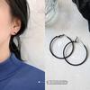 Aretes de Mujer 2022 Nueva Moda Aro de Círculo Grande Temperamento Europeo y Americano Nicho Sentido de Alta Gama Celebridad de Internet Combinación con Todo Joyería para la Oreja