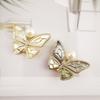 Broche de mariposa de perla de concha de madre natural para mujer, pin exquisito de alta gama, accesorios para traje, elegante prendedor de solapa de alta gama