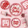 A nova linha de artigos de festa para chá de bebê com tema de cola da Amazon inclui pratos de papel, copos de papel, guardanapos de papel, faixas e bandeirinhas.