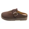 Mules retrô de sola grossa para aumentar a altura, versáteis, com bico fechado para mulheres, novas sandálias de verão da moda, com sola macia, confortáveis e antiderrapantes, estilo Birkenstock