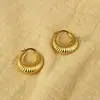 Brincos de metal minimalistas para atacado de fábrica, com tema de paisagem fria, aço inoxidável 18K, brincos de personalidade, brincos com temperamento Joker
