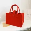 Dia Nacional Casamento Alegre Bolsa de Feltro com Caractere 'Xi' Lembrancinhas de Casamento Chinês Bolsa Tote Pequena Bolsa Tote de Mão para Doces Em Estoque