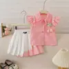 Traje de Niña 2026 Verano Nuevo Estilo Ropa Infantil Moda Vestido de Verano de Manga Corta Camisa para Niña Falda Plisada Conjunto de Dos Piezas