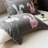 Toalla de Almohada de Gasa de Algodón Puro de Cuatro Capas Clase A, un Par de Toallas de Almohada de Dibujos Animados, Anti-Aceite, Nuevos Estilos de Protectores de Almohada para Todas las Estaciones