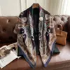 Bufanda Cuadrada Grande Original Estampada Shawl Bufanda de Cabeza de Moda Gift Premium Sense 130 en stock Bufanda Bufanda