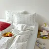 Conjunto de cama de algodão macio e amigo da pele em jacquard de cereja estilo coreano para meninas, perfeito para dormir sem roupa, conjunto fresco e fofo de quatro peças
