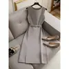 Los Estilos de Verano de Moda de Este Año Son Súper Elegantes y Sencillos, con un Toque Formal de Estilo Francés, Trajes de Vestir Grises para Mujer