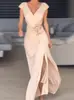 Vestido Feminino Elegante Europeu e Americano de Comércio Exterior 2024 Elegante Decote V Sem Mangas Fenda Vazada Vestido de Festa
