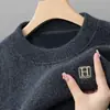 Suéter masculino de alta qualidade com gola redonda e fleece integrado, base de camisa pullover em tricô de chenille, espessado e quente