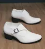 Zapatos de Cuero Puntiagudos para Hombre, Nuevo Estilo Primavera y Verano, Zapatos de Cuero Blancos con Cordones de Vestir Formales, Moda Británica de Cuero Genuino de Tacón Alto para Bodas de Hombre
