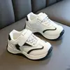 Tênis infantil Forrest Gump, nova coleção primavera/outono 2026, tênis esportivos estilo coreano para meninos, tênis robustos para meninas, calçados casuais de sola macia para bebês