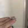 Anillo Hueco Estilo Vintage Cool con Tachuelas de Diamante Cepillado y Temperamento Único, Estilo Niche Old Money, Anillo Apilable con un Toque de Lujo para Mujer