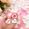 Chips de Madera Decorativos Blancos en Forma de Corazón al por Mayor en Stock Tablero de Mensajes para Invitados DIY Decoración de San Valentín Decoración de Cola Razonable