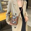 Bolsa transversal estilo étnico ocidental para celular 2024 outono e inverno nova bolsa quadrada pequena retrô bolsa de ombro de cor contrastante da moda