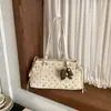 Cross2026 Otoño Nuevo Retro Bolso de Hombro Único Moda Femenina Nicho Bolso de Axila Bolso de Mano Elegante de Moda