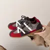 Zapatos Casuales Nuevos para Mujer 2026 Hacen que los Pies Parezcan Pequeños Bloques de Color Tacón Oculto de 4 cm Hebilla de Cuero Marca de Nicho Entrenador Alemán Zapatos Deportivos para Mujer CM