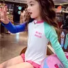 Moda Praia Feminina Verão 2026 Novo Estiloso Dopamina Peça Única Alta Apresentação Maiô Férias Roupa de Banho Infantil de Manga Longa