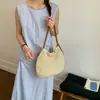 Bolso de Moda de Gran Capacidad para Mujer 2026 Nuevo Estilo Bolso de Hombro Tejido a Mano de Paja para el Trabajo, Vacaciones en la Costa y Uso en la Playa