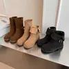 Botas Desert de Couro Duas Vias para Mulheres, Novas Botas de Cano Curto Slip-On de Couro Genuíno com Bico Redondo e Solado Grosso de 4cm, Botas Martin Retrô