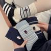 Calcetines Retro para Mujer Otoño 2025 con Bordado de Rayas Estilo Coreano Estilo Ins Calcetines de Algodón hasta la Mitad de la Pantorrilla Calcetines Largos para Mujer con Bloques de Color