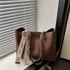 Bolsa de Grande Capacidade 2025 Nova Bolsa Feminina de Cor Lisa Simples Bolsa de Ombro Fashionável para o Trabalho Bolsa para Aluno de Faculdade