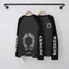 La camiseta de manga larga con estampado sánscrito y patchwork CH Chrome Hearts 26SS, nueva para primavera-verano, es un éxito en el comercio exterior transfronterizo al por mayor.