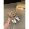 Sandálias francesas com bico vermelho, sapatos femininos novos de verão 2025, bico quadrado, salto alto, sapatos Mary Jane prateados