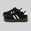 Sapatos de sola grossa estilo alemão para mulheres 2026 Outono/Inverno Novo Estilo Plus Veludo Quente Sapatos de Plataforma Versáteis Confortáveis Casuais Esportivos CQ9018