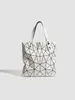 Bolso Tote Geométrico para Mujer 2025 Nueva Moda Gran Capacidad Bolso de Hombro y Mano Transfronterizo Versátil Piel Suave Bolso para Viajes
