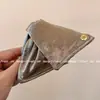 Presilha de Garra Triangular com Concha de Cetim Estilo Francês, Acessório de Cabelo Versátil de Alta Qualidade e Tendência para a Parte de Trás da Cabeça