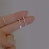 Pendientes Sencillos Estilo Coreano Mini Largos con Colgante de Cielo Estrellado Gota de Agua para Mujer Pendientes Franceses de Diamante Roto Zirconia Gota de Agua para Mujer