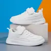 Zapatos Deportivos Infantiles Todo Negro Zapatos para Niños 10 Niños Medianos y Grandes Zapatos de Skate Superficie de Cuero Zapatos para Correr Niñas Zapatos Blancos Fabricante
